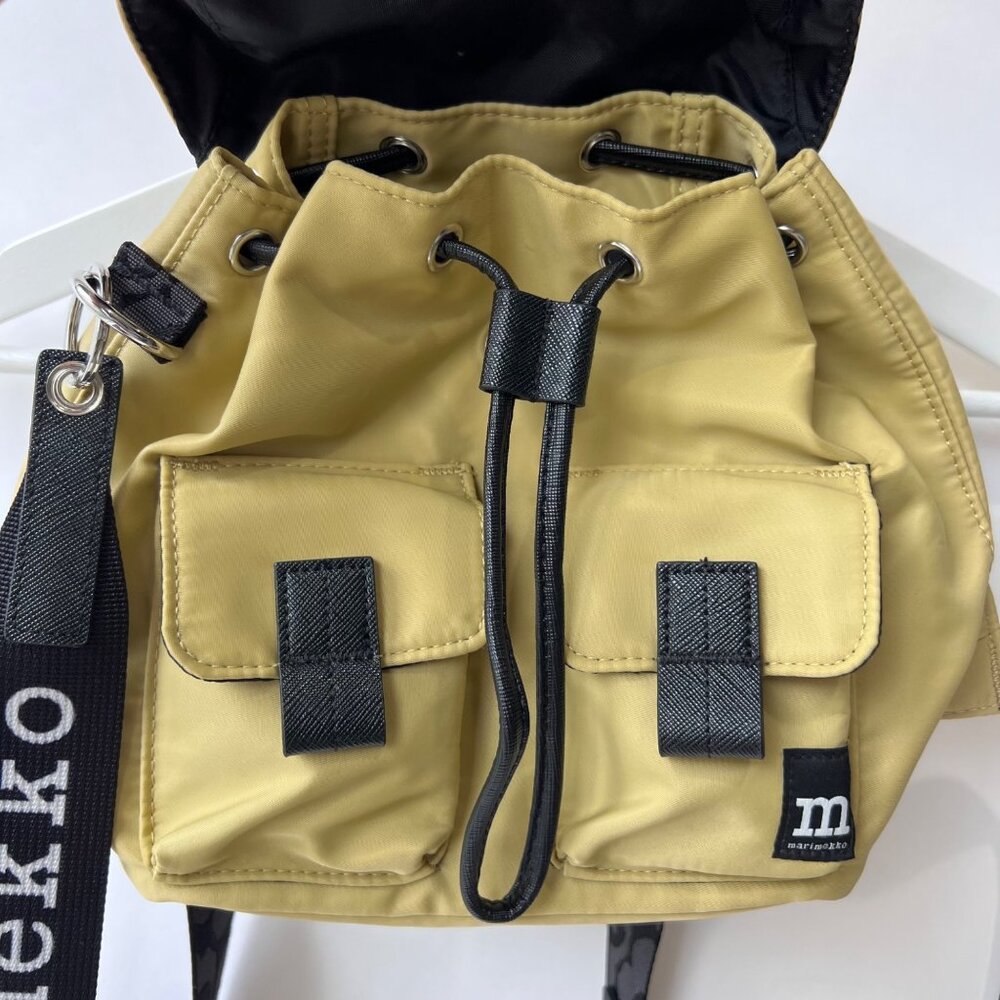 Marimekko Everything back pack size small in Pitaschio - Picture 5 of 15